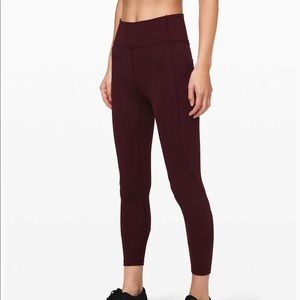 Lululemon In Movement tight 25”